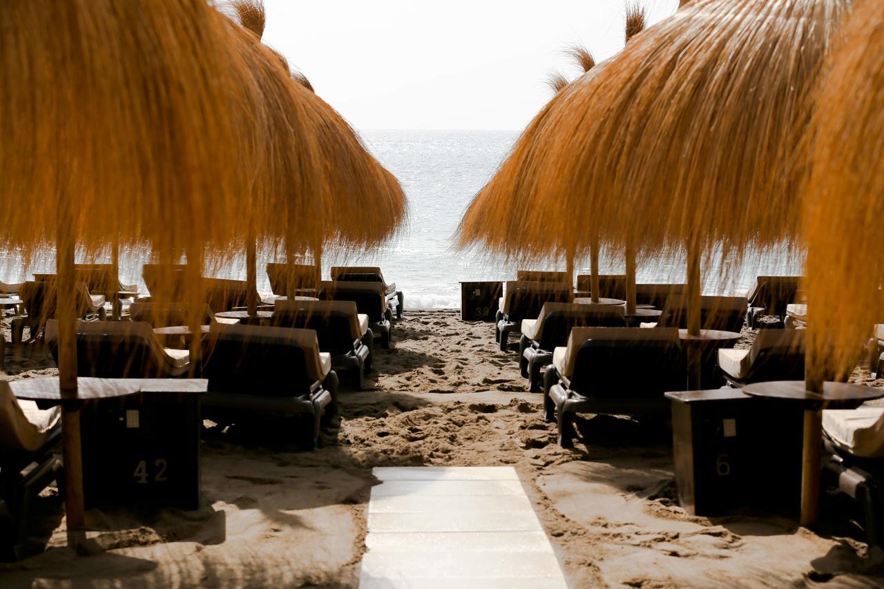 Suitur Apartamento Frente A La Playa فوينخيرولا المظهر الخارجي الصورة